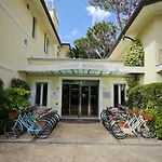 Ξενοδοχείο Jr Logos Dei Marmi
