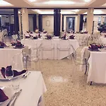 Ξενοδοχείο Jr Logos Dei Marmi 4*