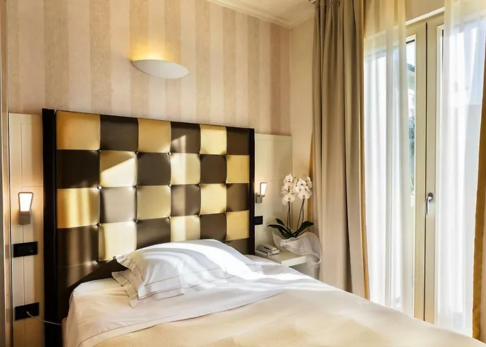 Jr Logos Dei Marmi Otel 4*