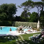 Jr Logos Dei Marmi 호텔