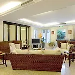 Jr Logos Dei Marmi 호텔 4*