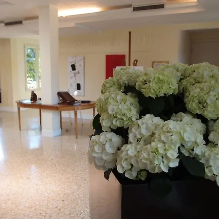 Jr Logos Dei Marmi 4* فورتي دي مارمي