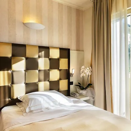 Jr Logos Dei Marmi 호텔 4*
