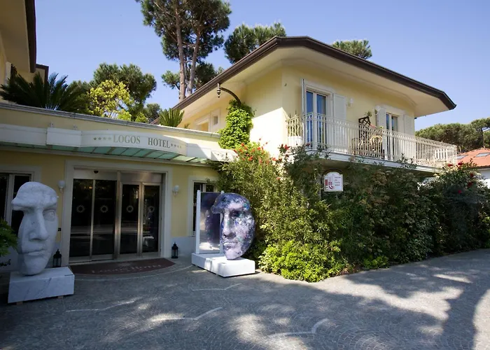 호텔 Jr Logos Dei Marmi 포르데데이마르미