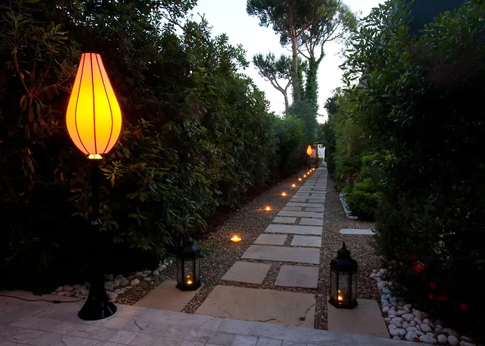 Jr Logos Dei Marmi 호텔 4*