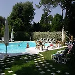 Jr Logos Dei Marmi 4*