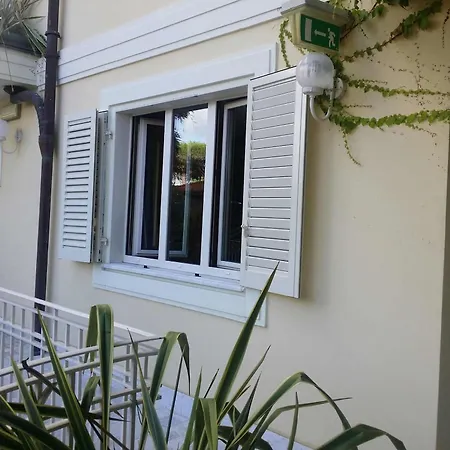 Jr Logos Dei Marmi Hotel 4*