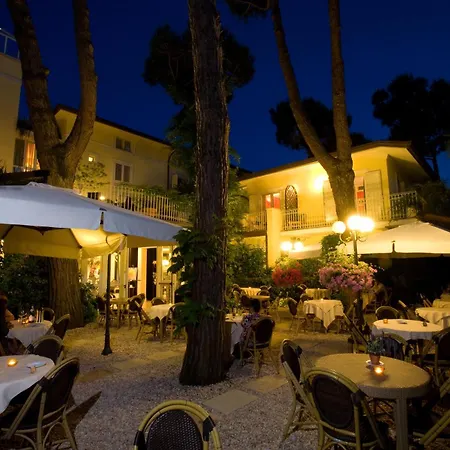 Jr Logos Dei Marmi Forte dei Marmi