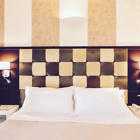 Jr Logos Dei Marmi Hotel 4*