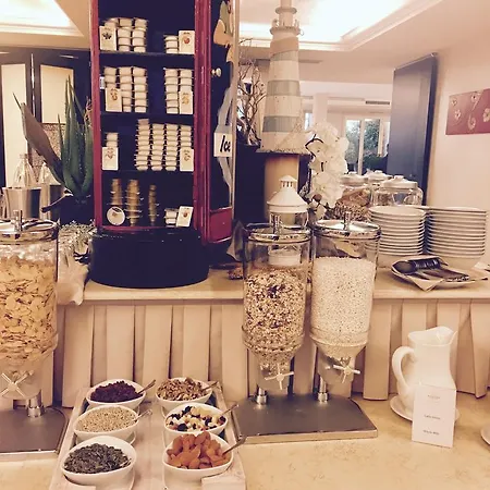 Hotel Jr Logos Dei Marmi