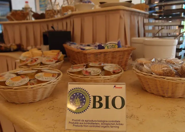 Готель Jr Logos Dei Marmi