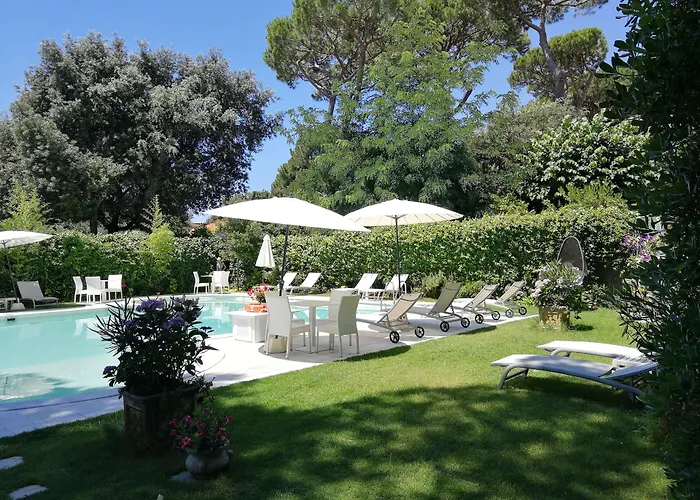 Готель Jr Logos Dei Marmi