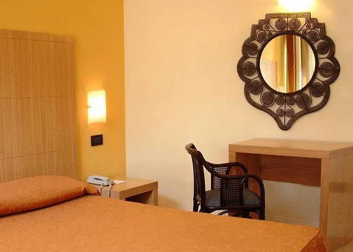 Готель Jr Logos Dei Marmi