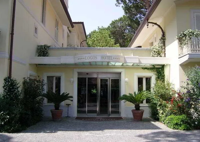 Jr Logos Dei Marmi Готель